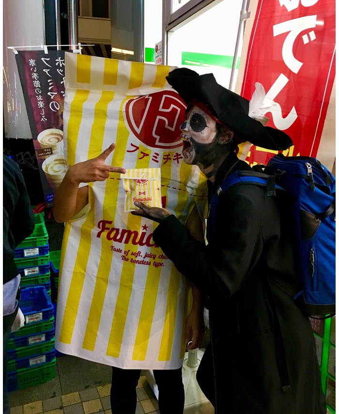 Beginilah Keseruan Perayaan Helloween Di Jepang Beserta Kostum-Kostumnya Yang Imut