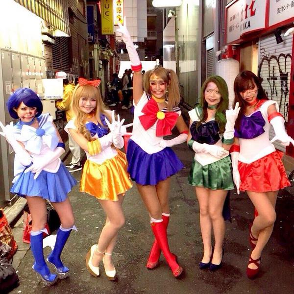 Beginilah Keseruan Perayaan Helloween Di Jepang Beserta Kostum-Kostumnya Yang Imut
